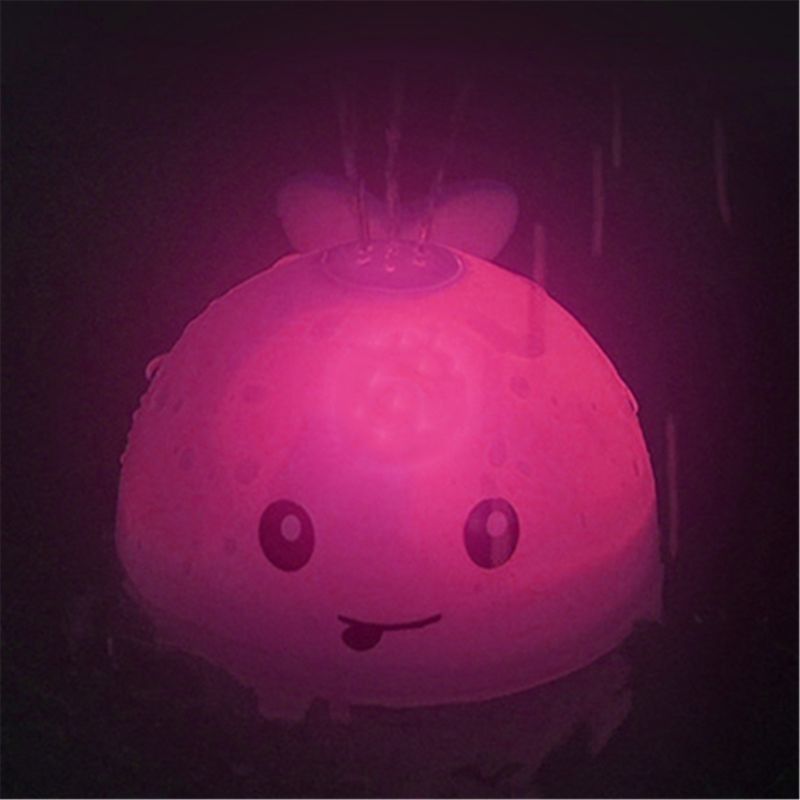 juguete personalizado hacer Light Up Juguetes de bañera de baño de ballena Riego de agua de la piscina Juguetes de la piscina Juguete de la piscina