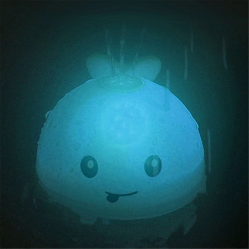 juguete personalizado hacer Light Up Juguetes de bañera de baño de ballena Riego de agua de la piscina Juguetes de la piscina Juguete de la piscina