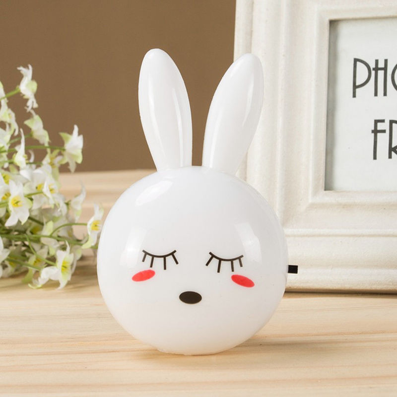 Fabricante de juguetes personalizado lámpara de noche de conejo LED con interruptor de encendido/apagado de luz de pared lámpara de cama
