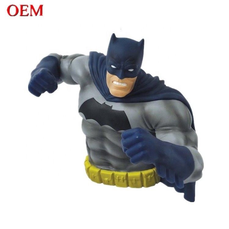 Juguetes personalizados Fabricante de juguetes personalizados 3D Bat-Man Juguete caja de dinero figuras de plástico de OEM