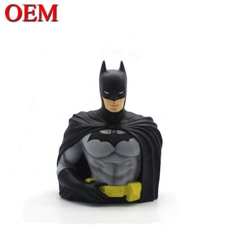Juguetes personalizados Fabricante de juguetes personalizados 3D Bat-Man Juguete caja de dinero figuras de plástico de OEM