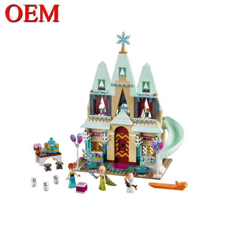 Fabrica de OEM personalizada Funciones de luz de música plástico hermosa princesa niño vestir juguete de mesa