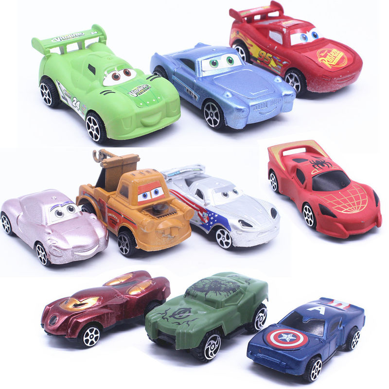 Fabricante personalizado dibujos animados Pixar Cars Racing Series Jackson Storm Cruz Smokey 1:43 Auto de aleación de metal de fundición juguetes niño niño Gif