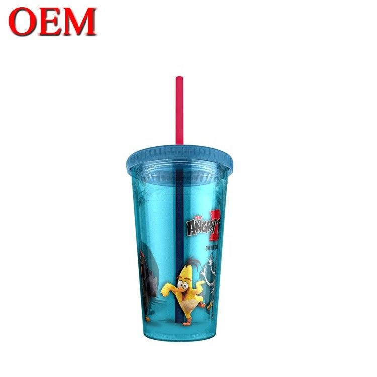 Figura personalizada de plástico de doble pared copa de paja reutilizable copa de agua OEM fábrica de juguetes de plástico