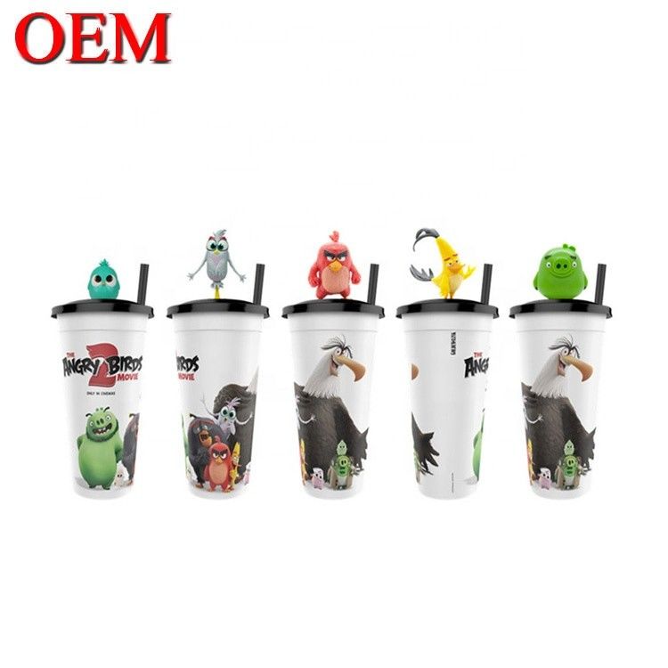 Figura personalizada de plástico de doble pared copa de paja reutilizable copa de agua OEM fábrica de juguetes de plástico