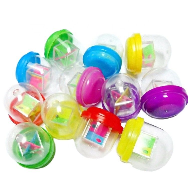 Diseño personalizado de juguetes cápsula a granel de plástico de juguete cápsula pequeña fábrica OEM hacer juguete de PVC