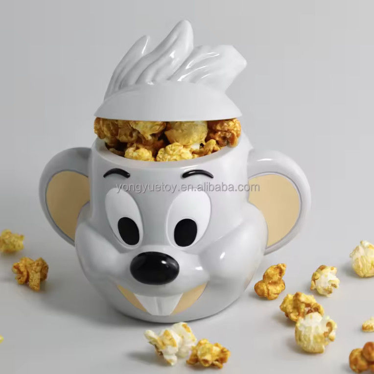 Diseño de personajes de dibujos animados de popcorn de plástico para películas