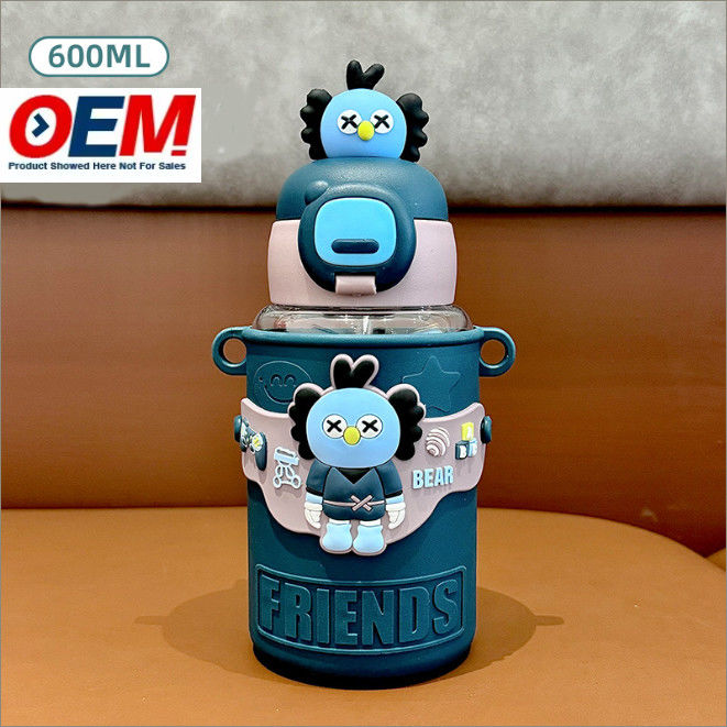 Botella de agua libre de BPA para niños tamaño personalizado y seguro plástico no tóxico perfecto para niños