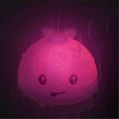 juguete personalizado hacer Light Up Juguetes de bañera de baño de ballena Riego de agua de la piscina Juguetes de la piscina Juguete de la piscina