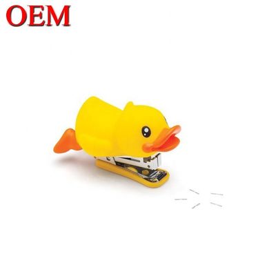 Envase de plástico de pato de forma de dibujo animado de oficina OEM Envase de plástico de juguete de animales de escuela para estudiantes