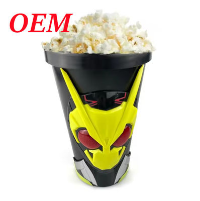 Copo de palomitas de maíz y cubo de palomitas